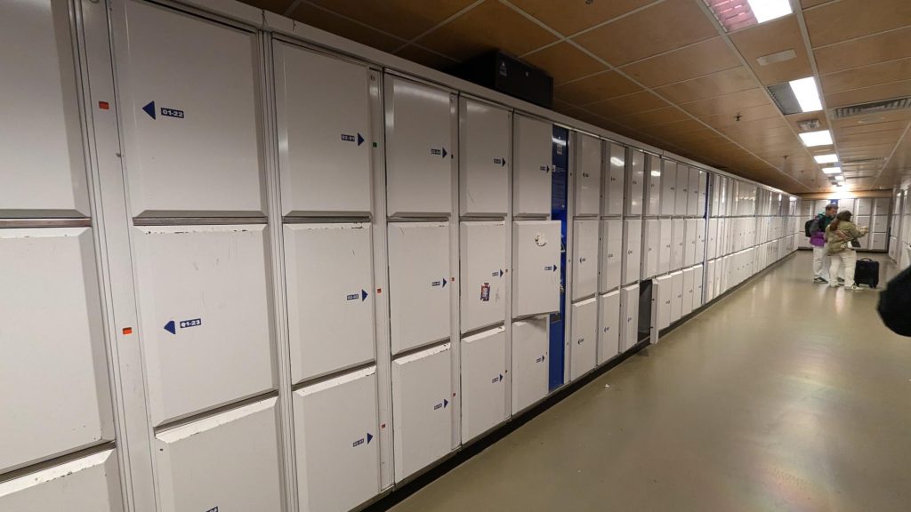 LockTec Schließfächer am Hauptbahnhof Amsterdam Centraal in Amsterdam